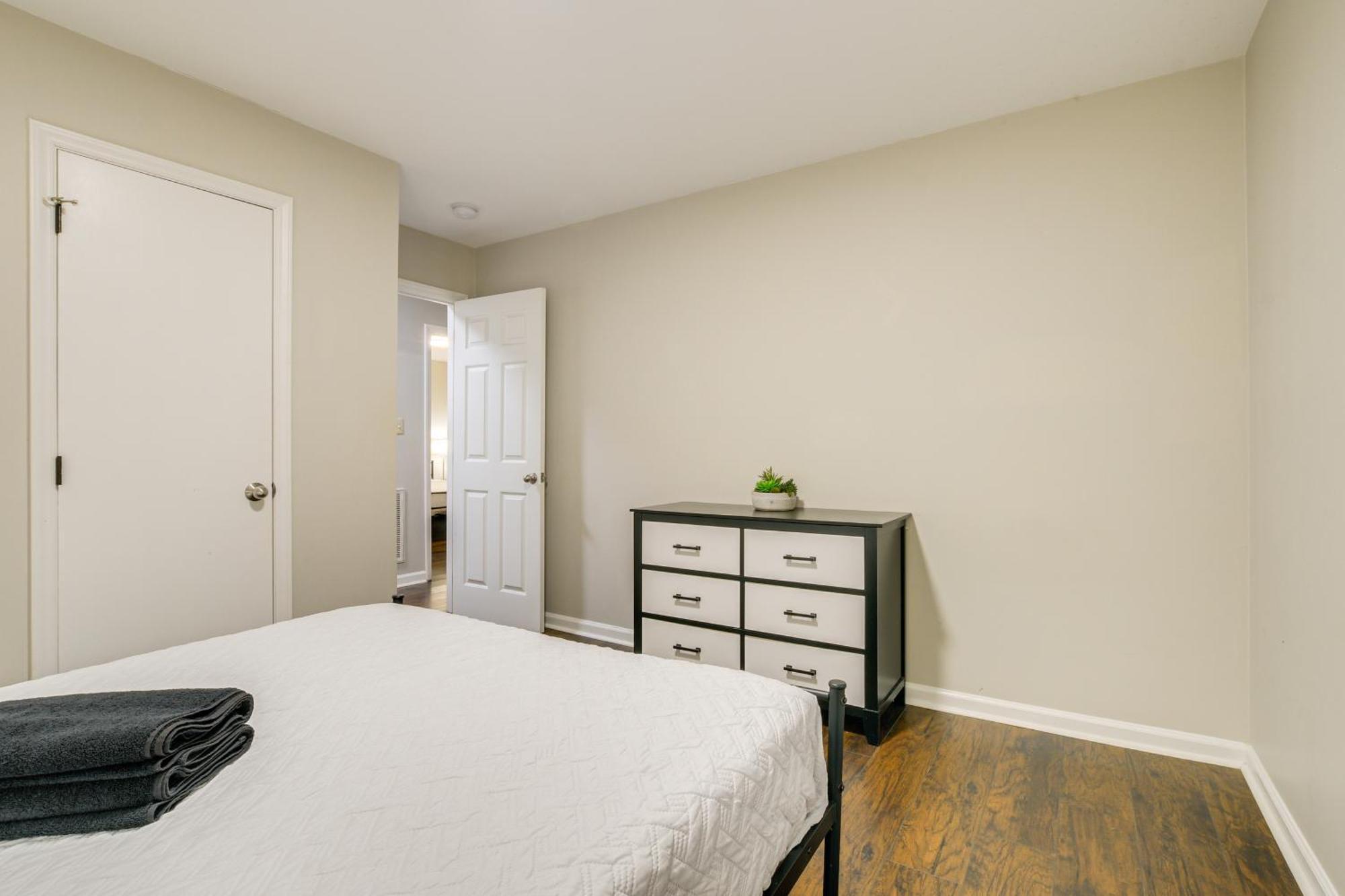 Serene Family Home With Deck In Knightdale! 외부 사진