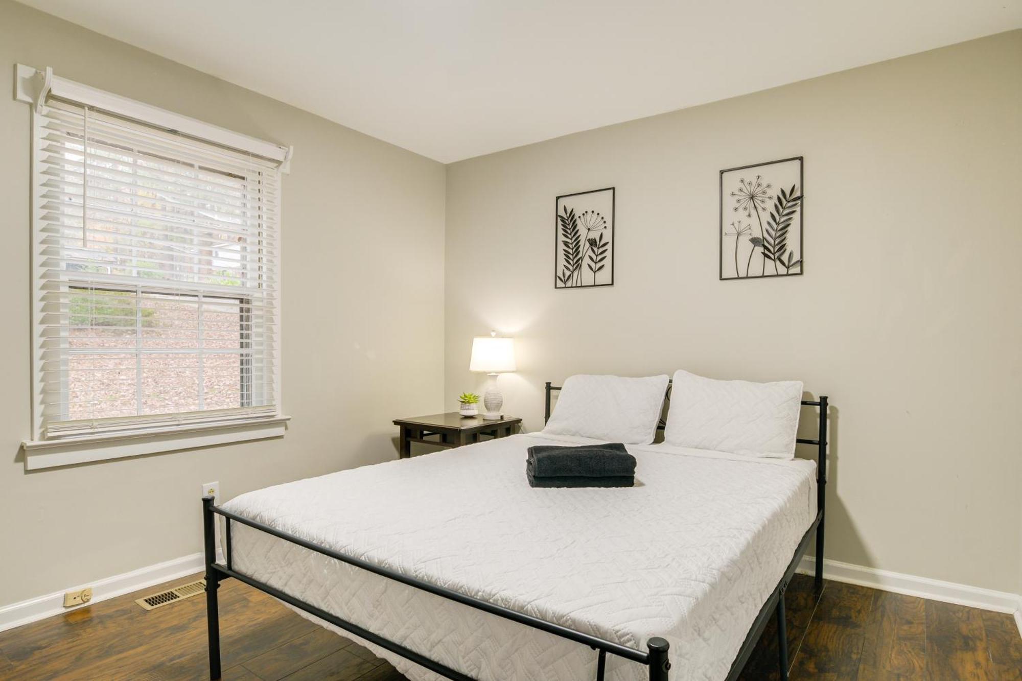 Serene Family Home With Deck In Knightdale! 외부 사진