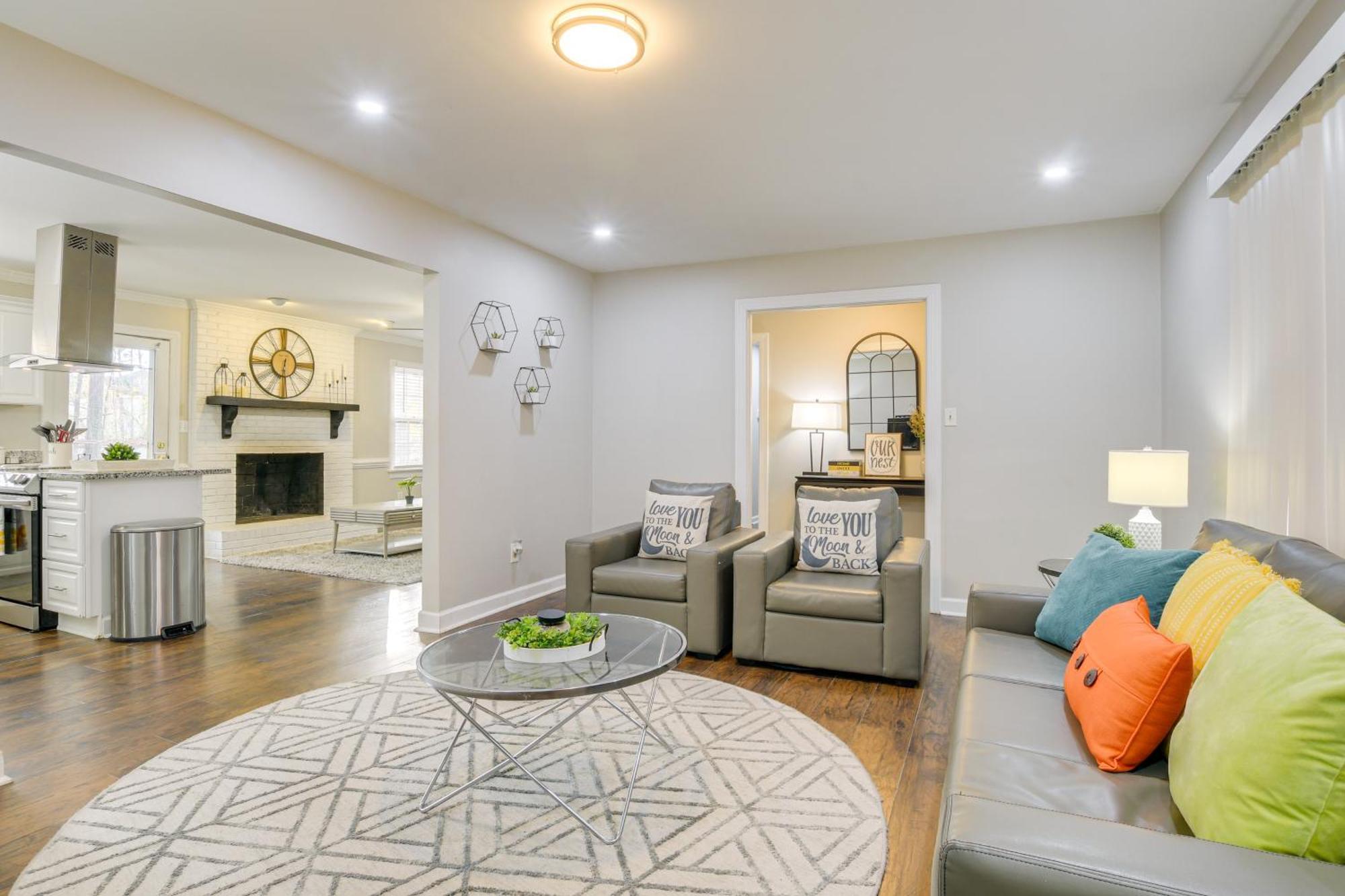 Serene Family Home With Deck In Knightdale! 외부 사진