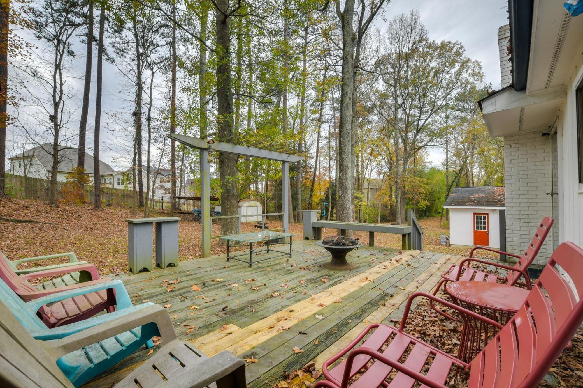 Serene Family Home With Deck In Knightdale! 외부 사진